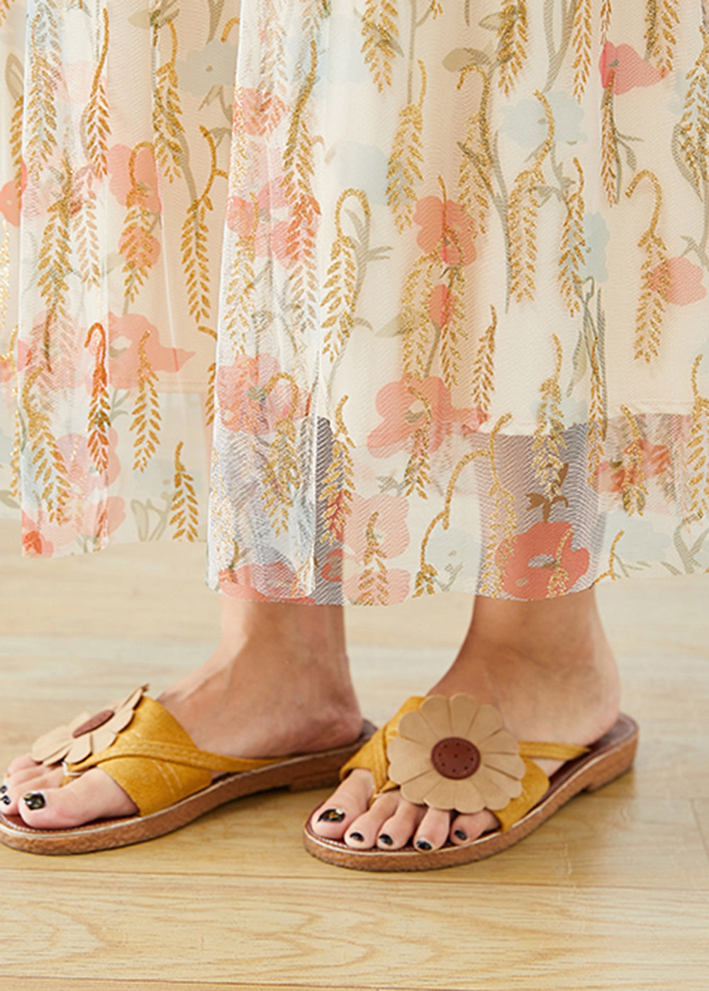 Gracefully Styled Garment for Any Occasion