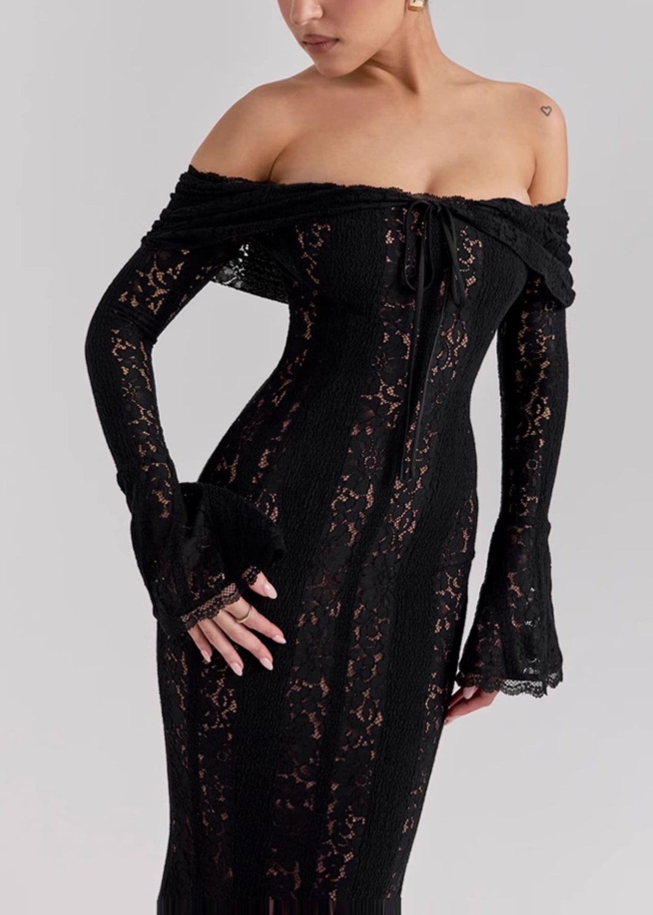 Beautifully Crafted Dress in a Classic Style