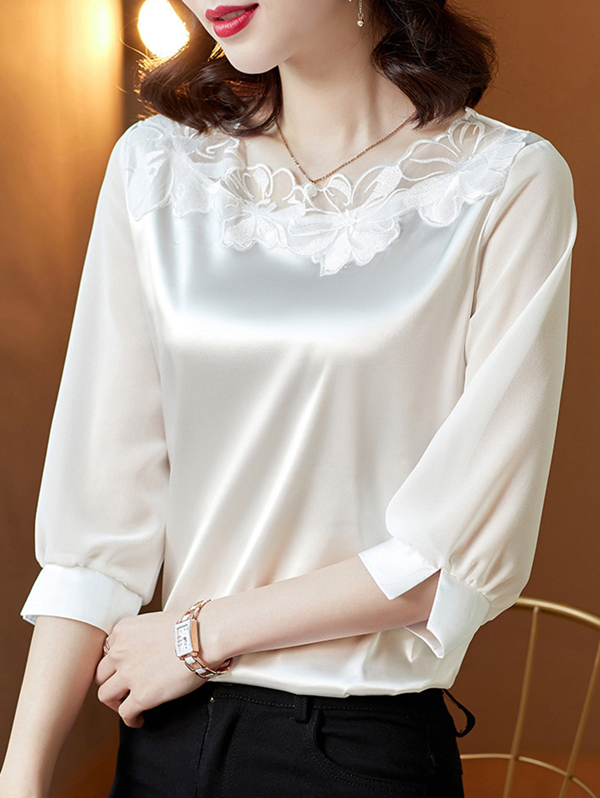 Effortlessly Elegant Shirt with a Timeless Design