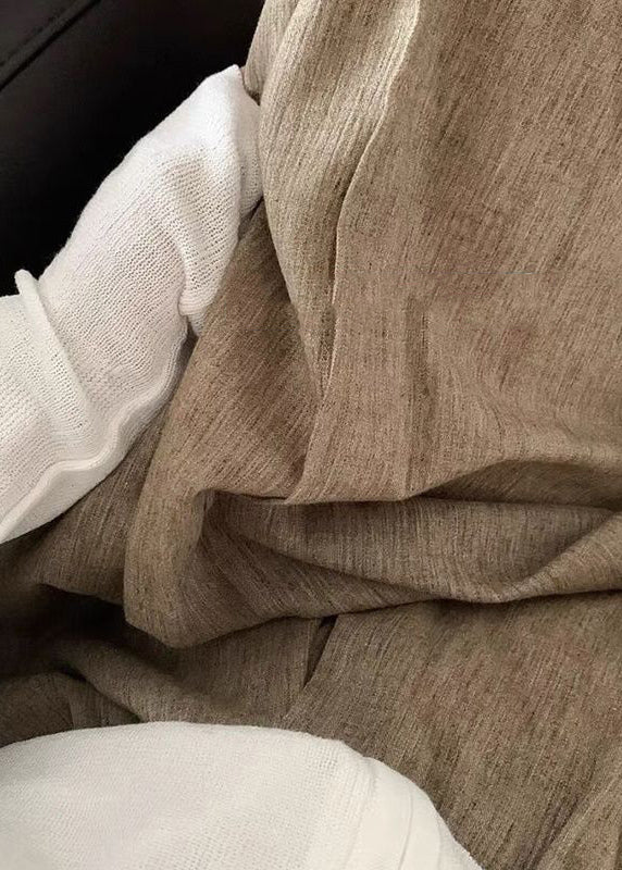 Effortlessly Elegant Pants with a Timeless Design