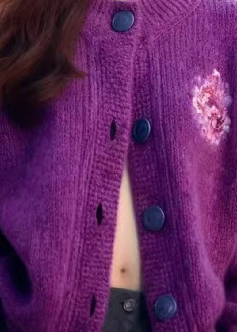 Beautifully Finished Cardigan in a Timeless Design