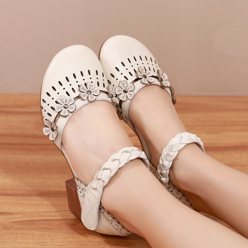 Chic Orthopedic Sandals with Unique Design
