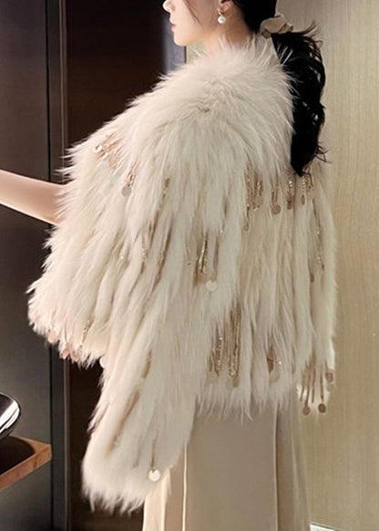 Well Tailored Coat with a Graceful Silhouette