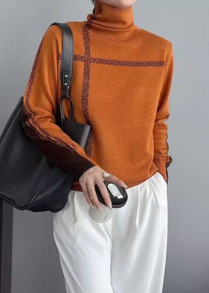 Well Tailored Top with a Graceful Silhouette