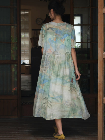 Beautifully Finished Dress in a Timeless Design