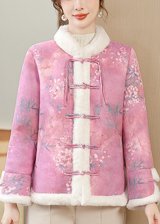 Classic Vintage Coat with a Flattering Fit