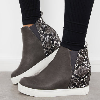 Chic Orthopedic Sneakers with Unique Design
