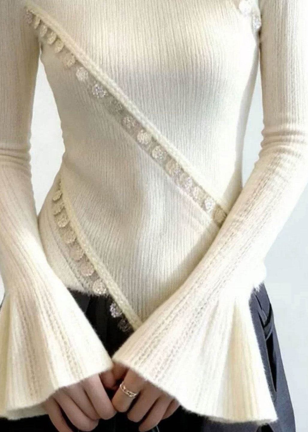 Classic Vintage Sweater with a Flattering Fit