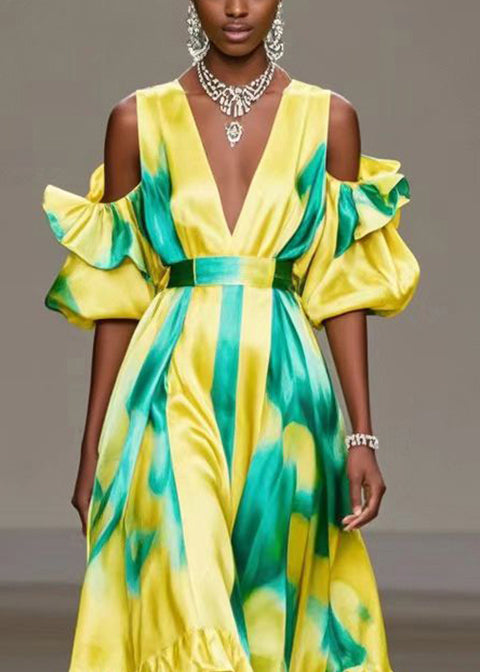 Well Tailored Dress with a Graceful Silhouette