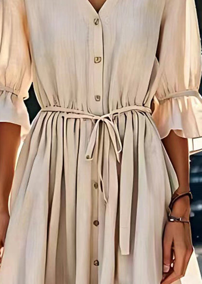 Effortlessly Elegant Dress with a Timeless Design