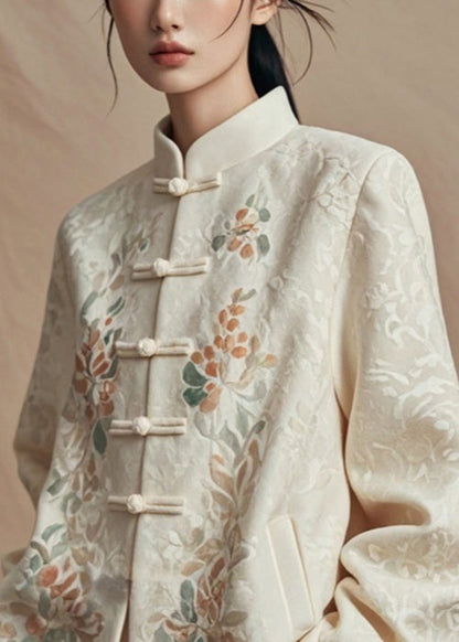 Gracefully Styled Coat for Any Occasion