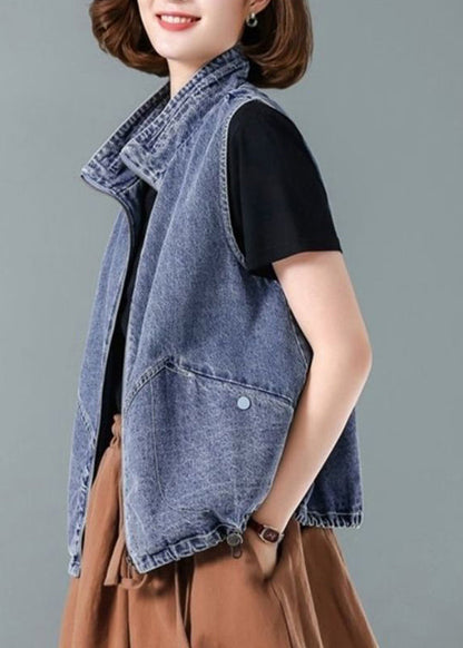 Classic Vintage Coat with a Flattering Fit