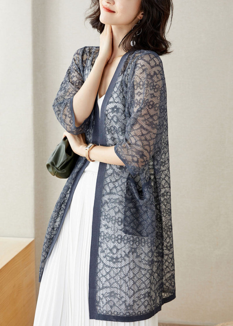 Effortlessly Elegant Cardigan with a Timeless Design