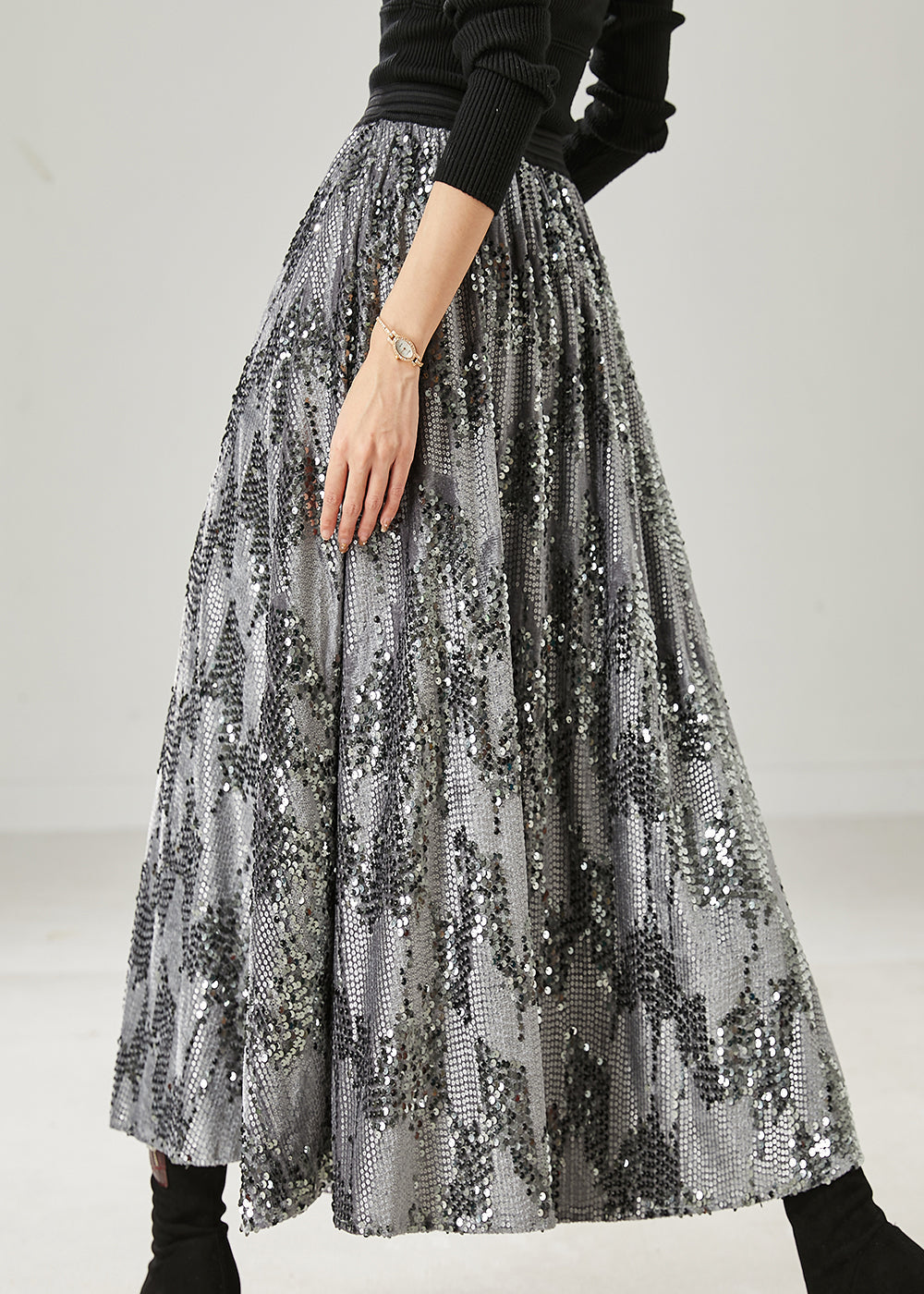 Beautifully Finished Garment in a Timeless Design