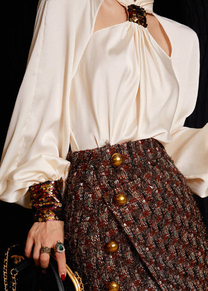 Effortlessly Elegant Top with a Timeless Design