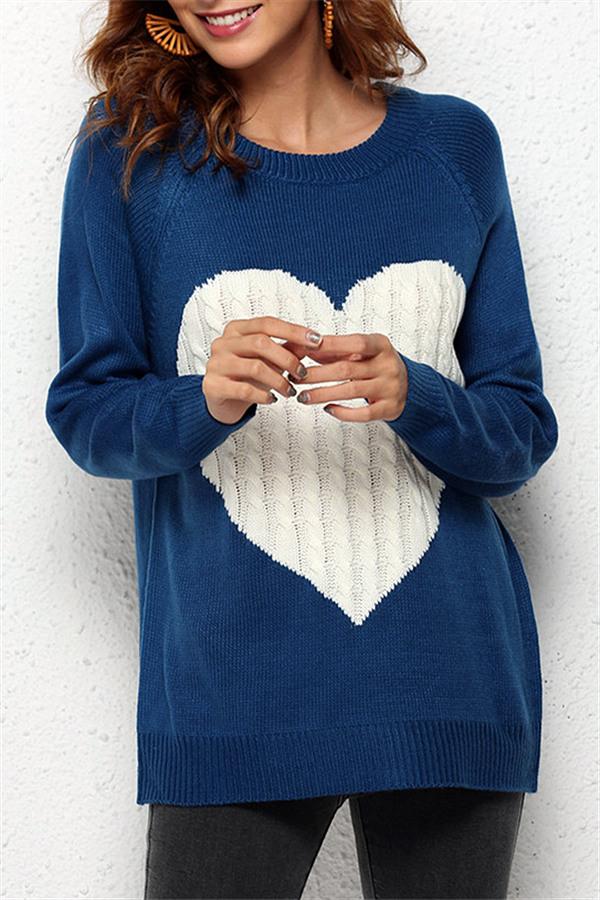 Effortlessly Elegant Sweater with a Timeless Design