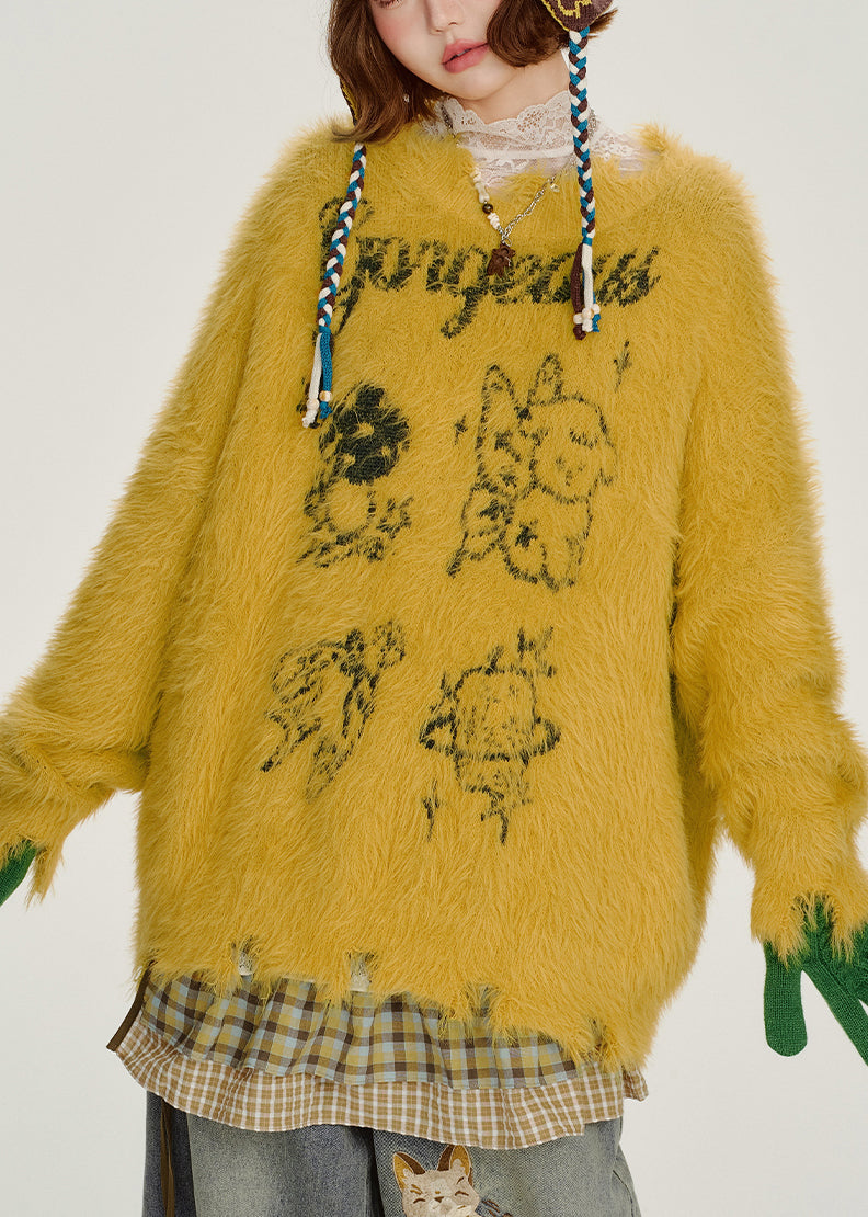 Classic Vintage Sweater with a Flattering Fit