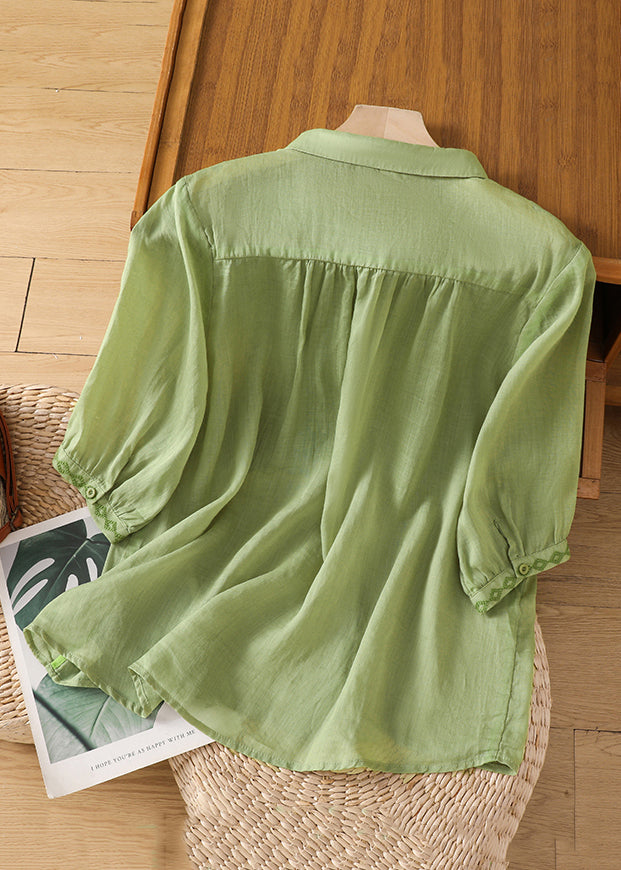 Classic Vintage & Enduringly Stylish Blouse