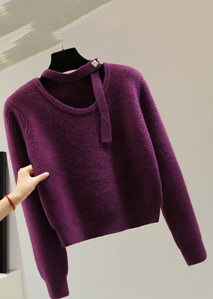 Classic Vintage Sweater with a Flattering Fit