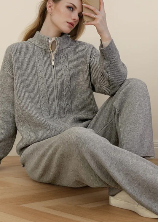 Classic Vintage Cardigan with a Flattering Fit
