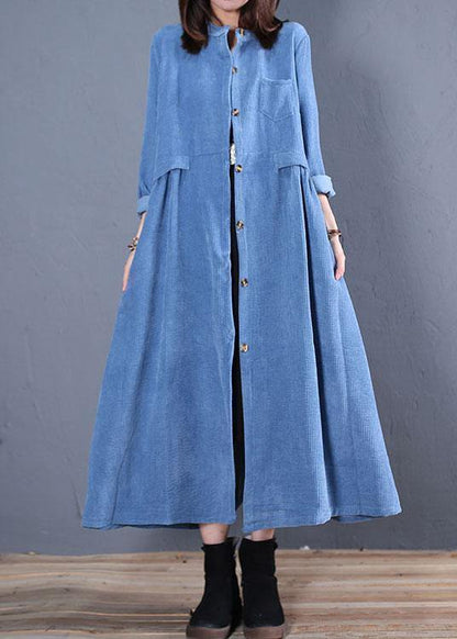 Beautifully Finished Coat in a Timeless Design