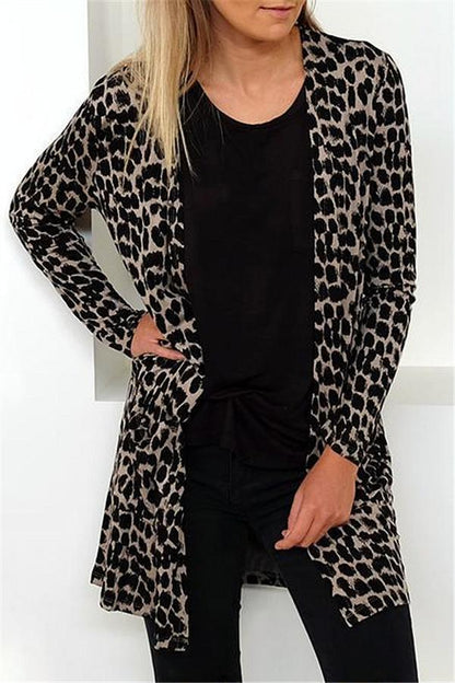 Effortlessly Elegant Cardigan with a Timeless Design