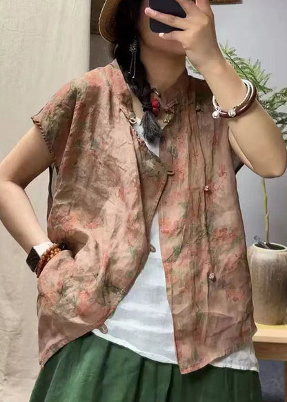 A Vintage Style Top with Delicate Timeless Details
