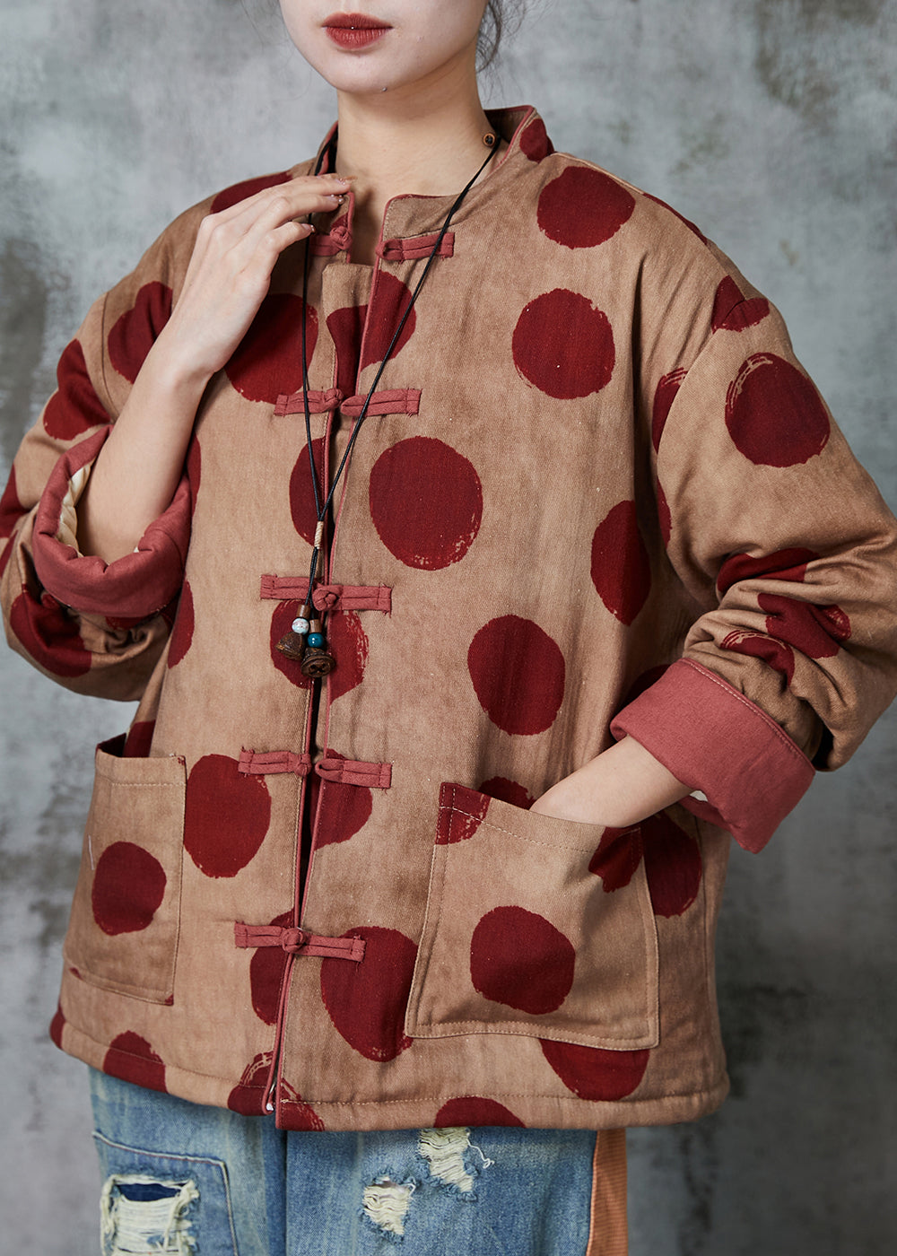 Well Tailored Coat with a Graceful Silhouette