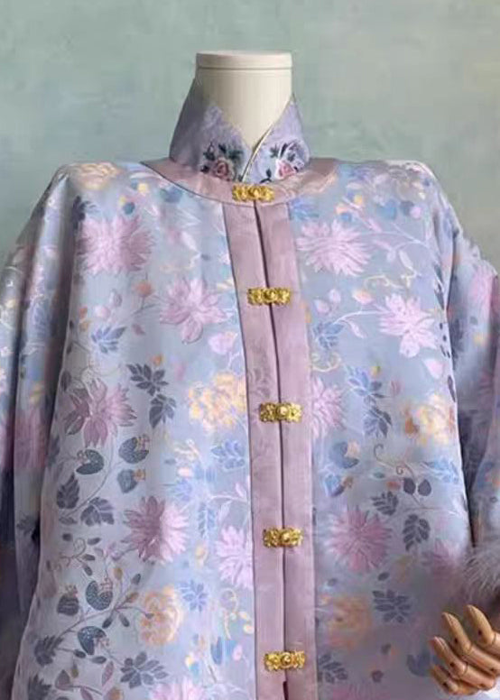 A Vintage Style Top with Delicate Timeless Details