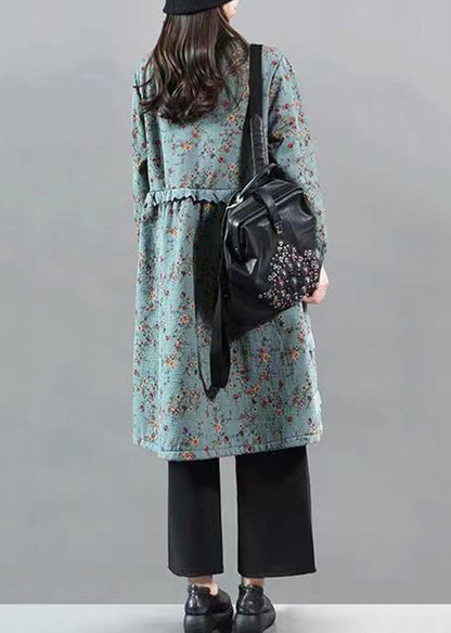 Classic Vintage & Enduringly Stylish Coat