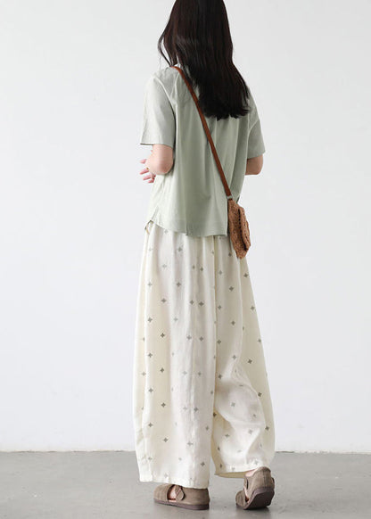 Beautifully Finished Pants in a Timeless Design