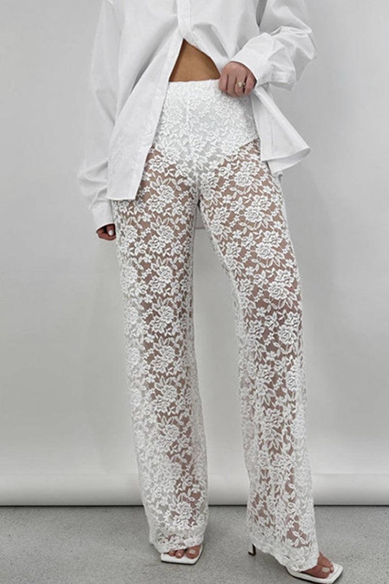 Well Tailored Pants with a Graceful Silhouette
