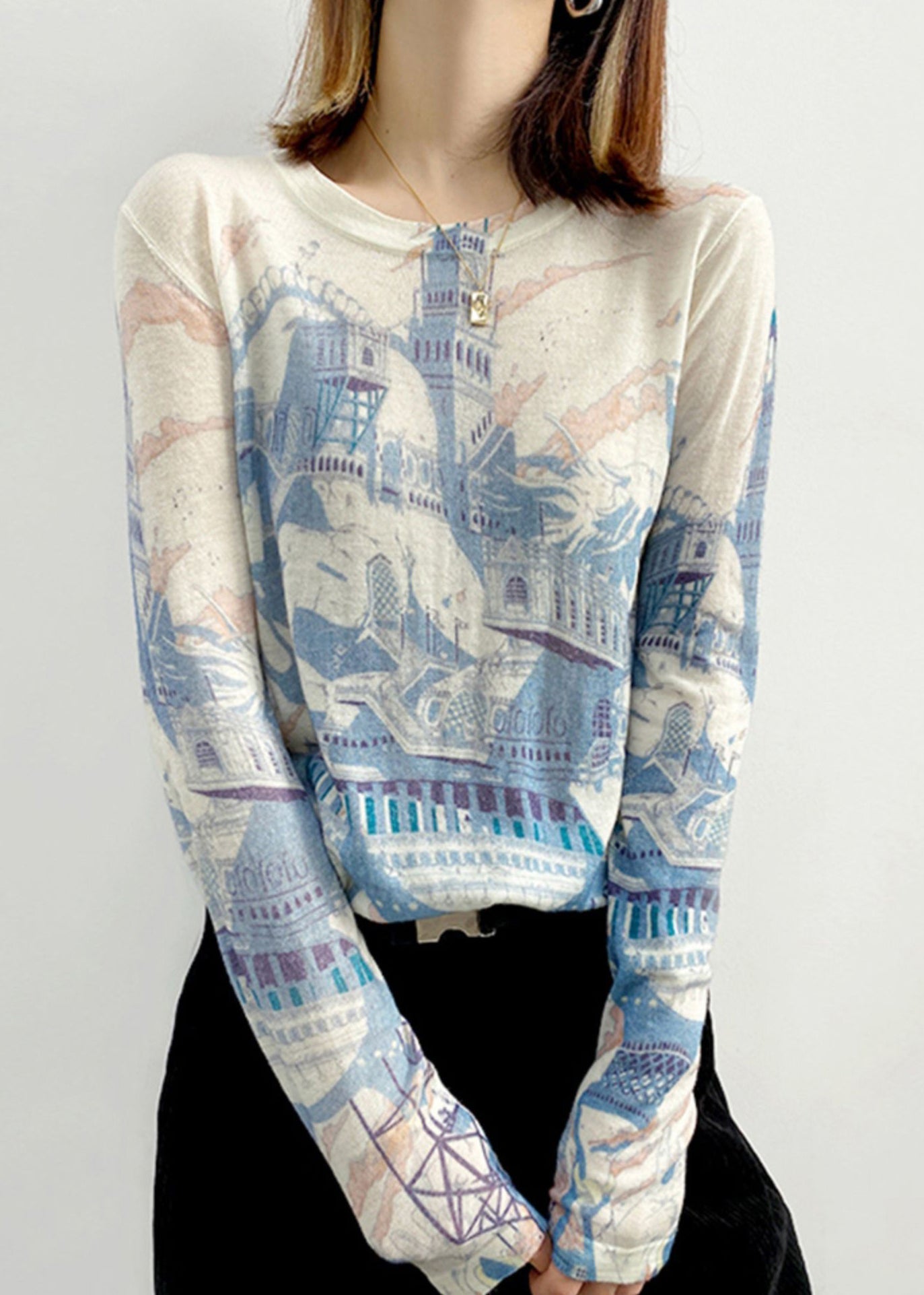 Beautifully Finished Top in a Timeless Design