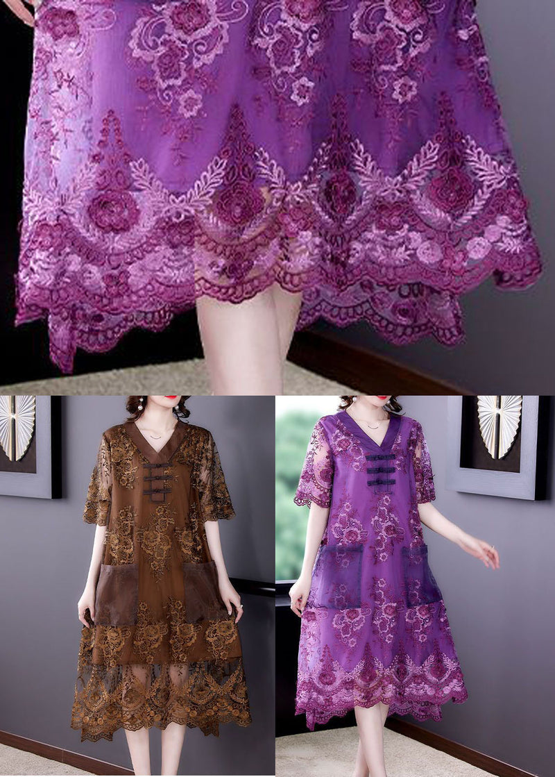 Beautifully Finished Dress in a Timeless Design