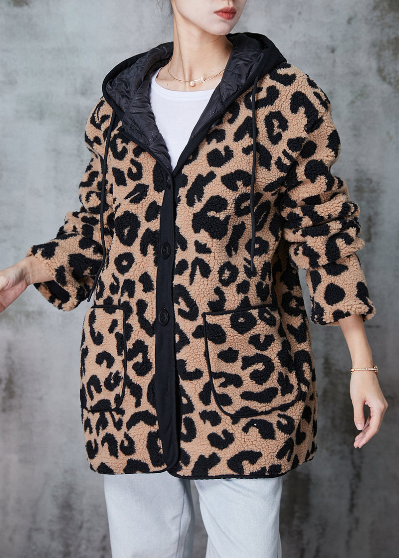 Effortlessly Elegant Coat with a Timeless Design