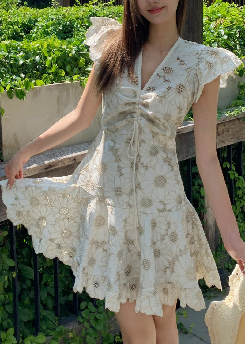 Gracefully Styled Dress for Any Occasion