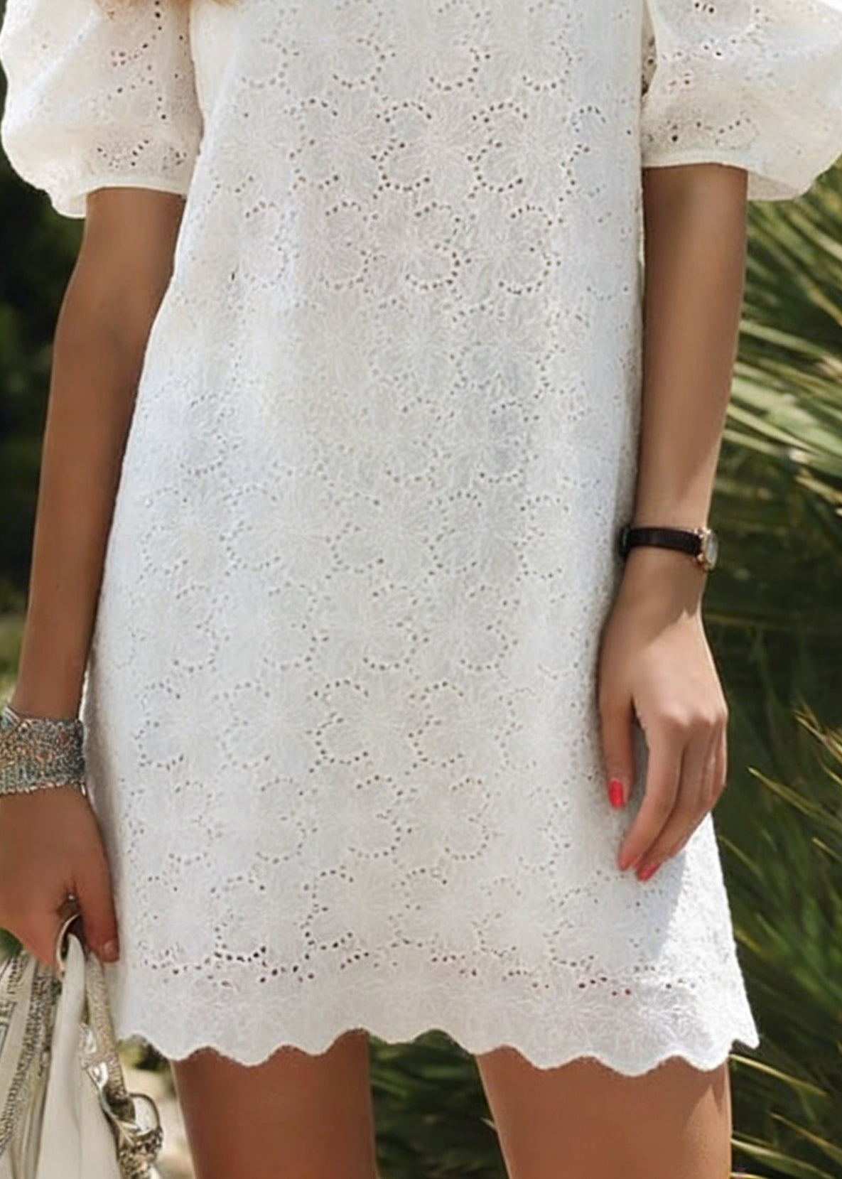 Well Tailored Dress with a Graceful Silhouette