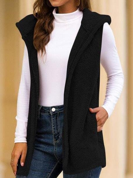 Effortlessly Elegant Garment with a Timeless Design
