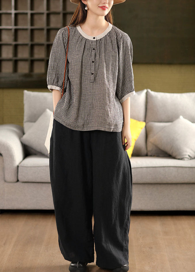 Effortlessly Elegant Top with a Timeless Design