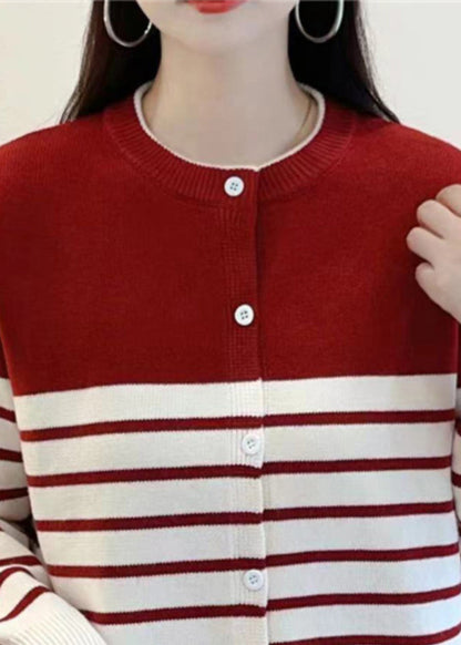 Gracefully Styled Cardigan for Any Occasion