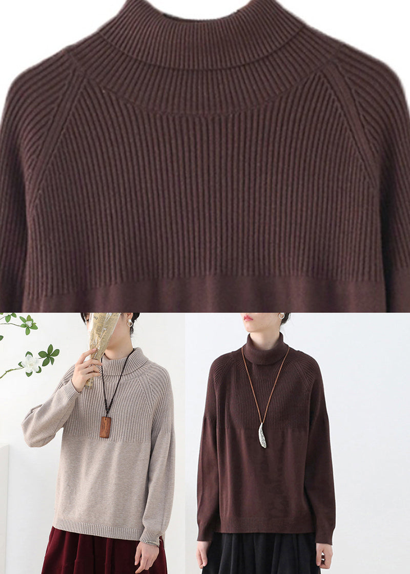 Classic Vintage Sweater with a Flattering Fit