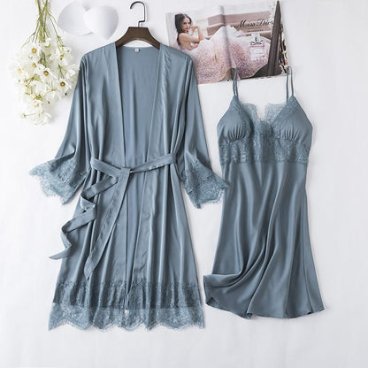Finely Styled Garment with a Classic Vintage Look