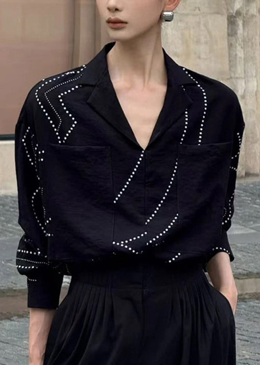 Effortlessly Elegant Shirt with a Timeless Design
