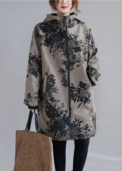 Beautifully Finished Coat in a Timeless Design