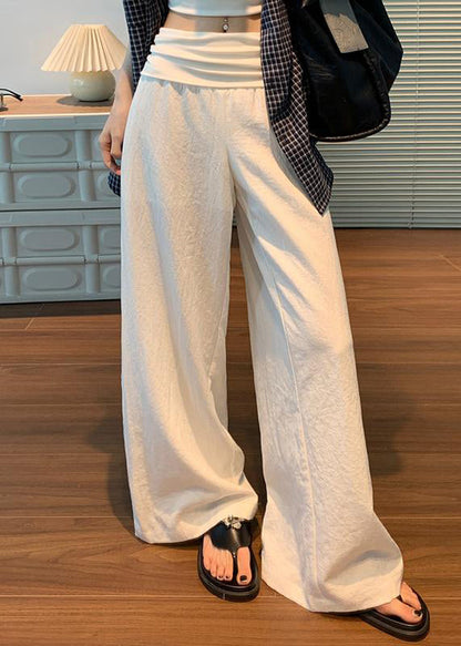 Elegantly Styled Pants for Everyday Wear