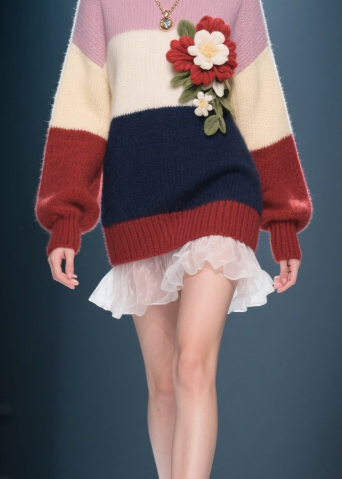 Well Tailored Sweater with a Graceful Silhouette