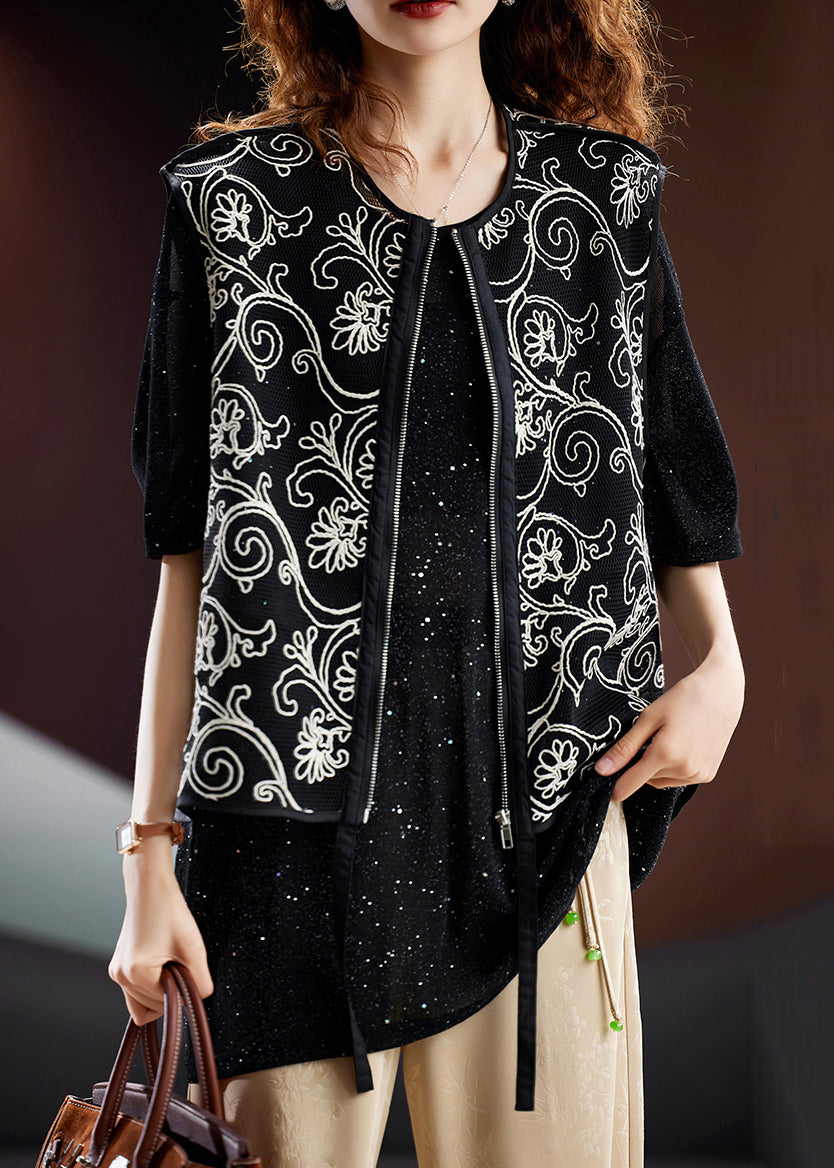 Well Tailored Coat with a Graceful Silhouette