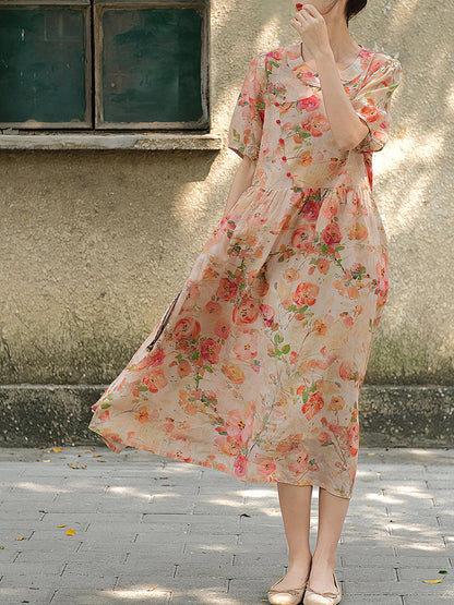Beautifully Finished Dress in a Timeless Design