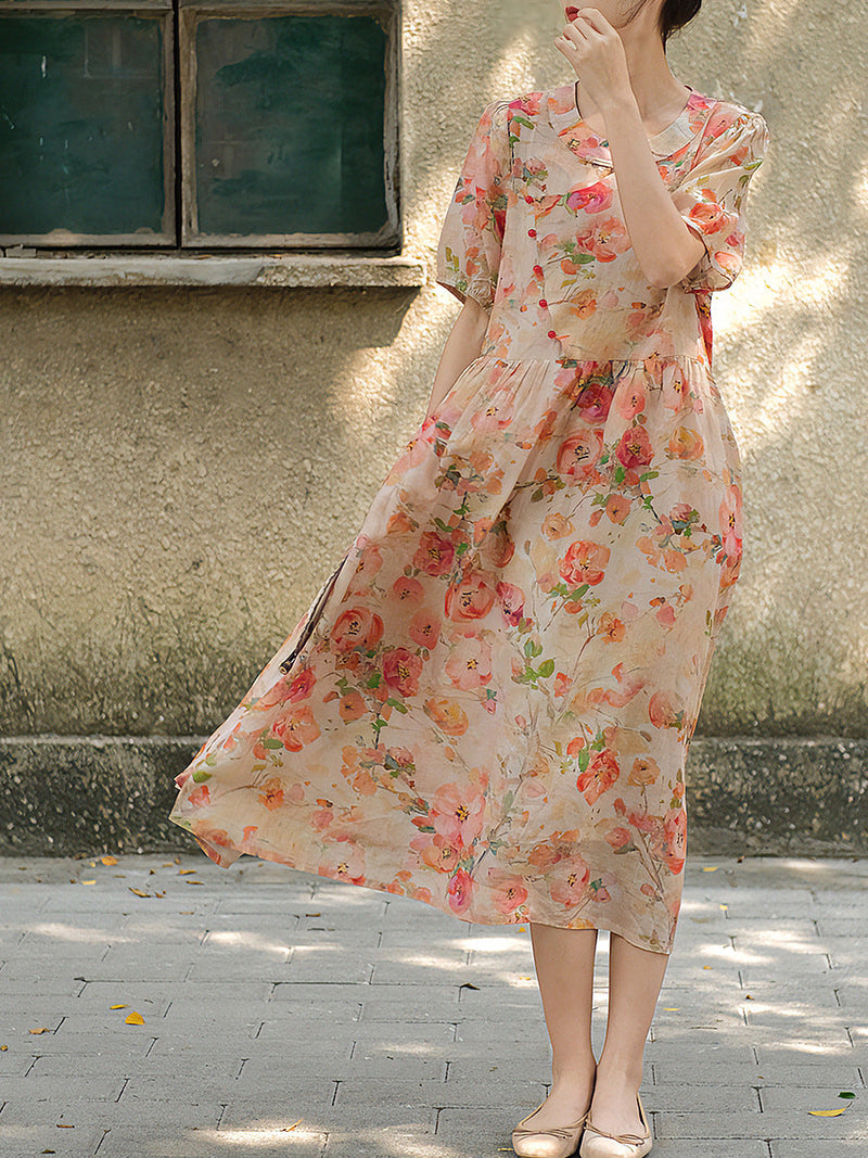Beautifully Finished Dress in a Timeless Design