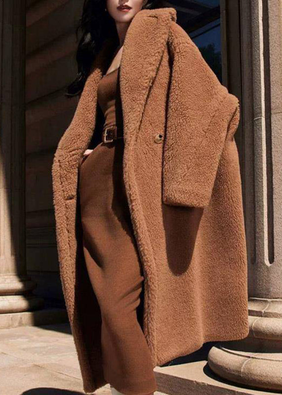 Sophisticated Coat with a Clean Classic Look